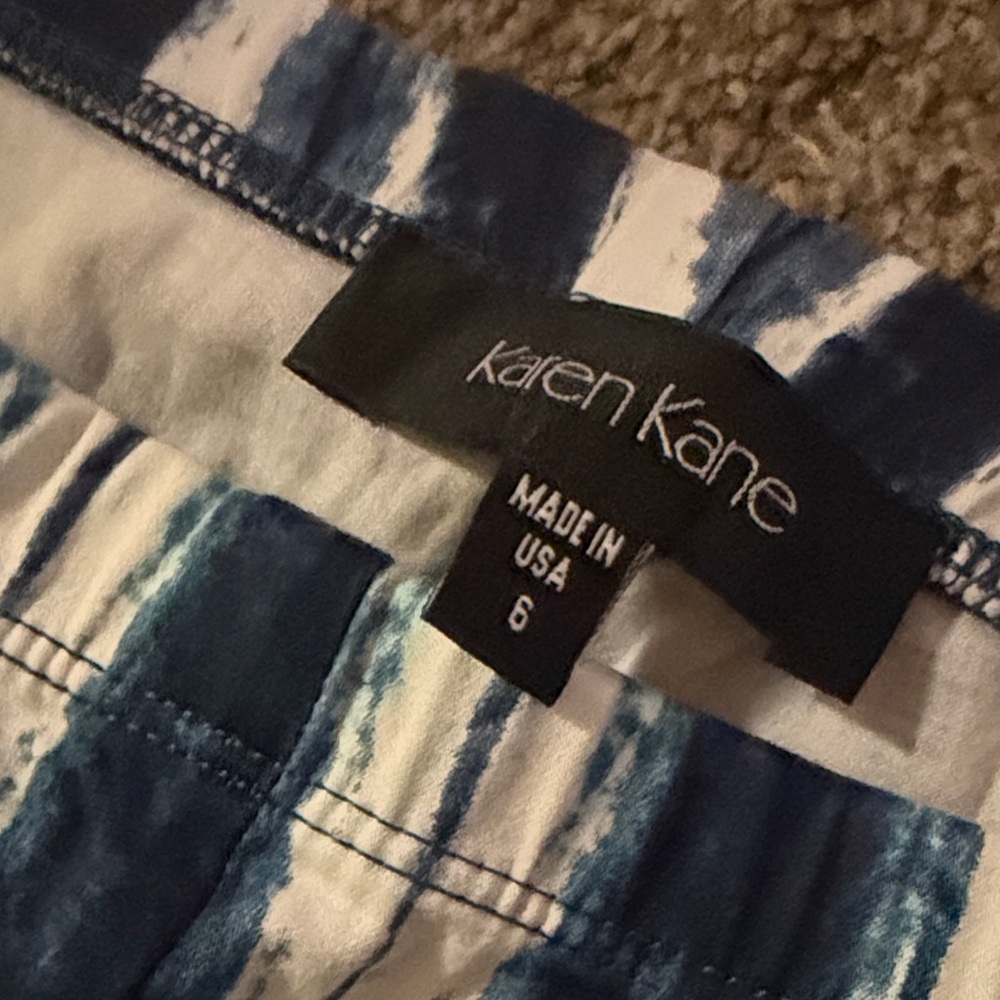 Karen Kane Navy and White Watercolor Print pants